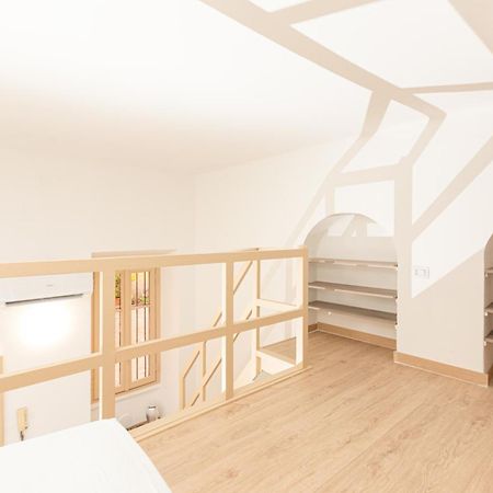 Cream Little Apartment - M1 - City Center ميلان المظهر الخارجي الصورة
