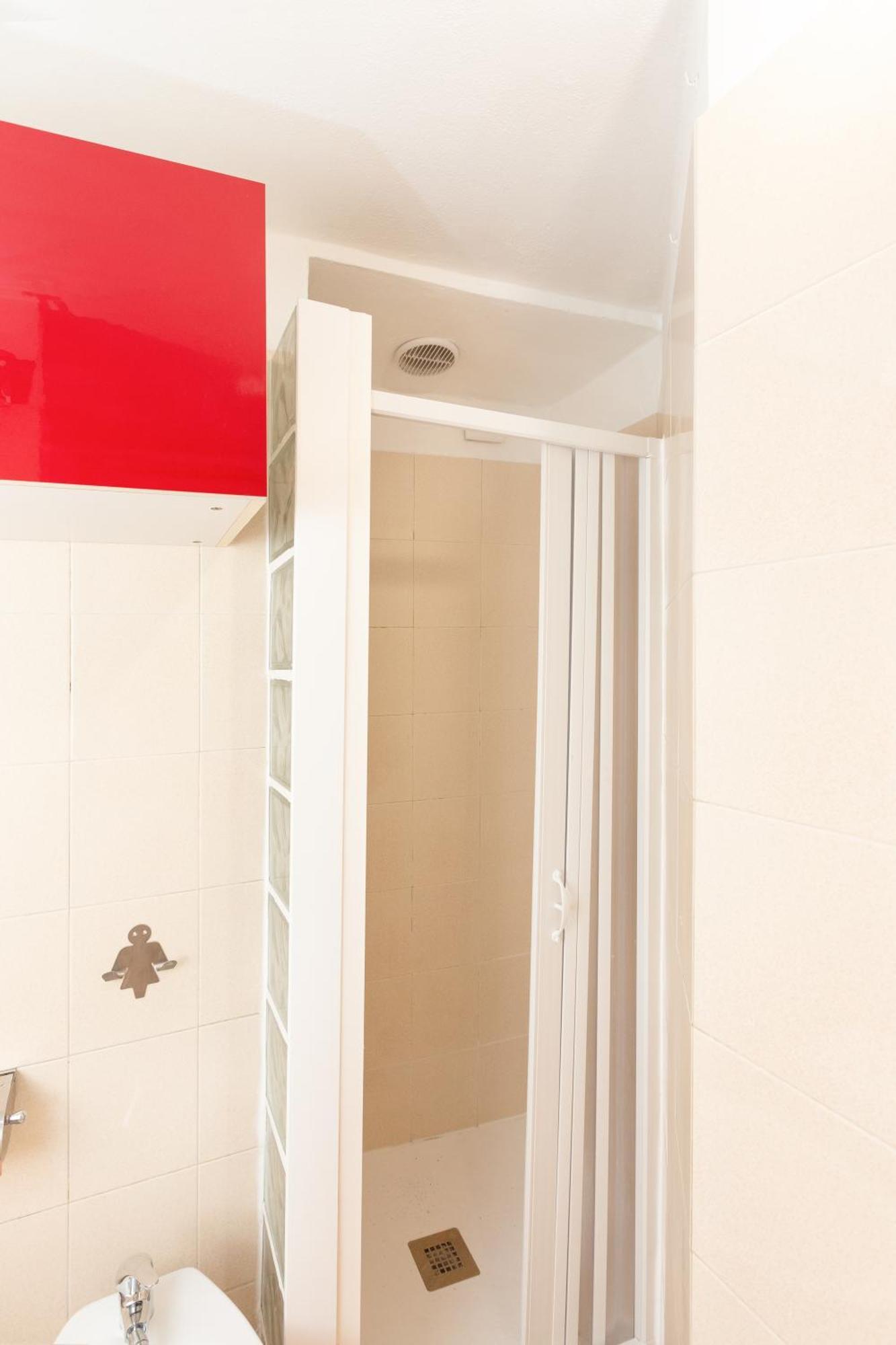 Cream Little Apartment - M1 - City Center ميلان المظهر الخارجي الصورة