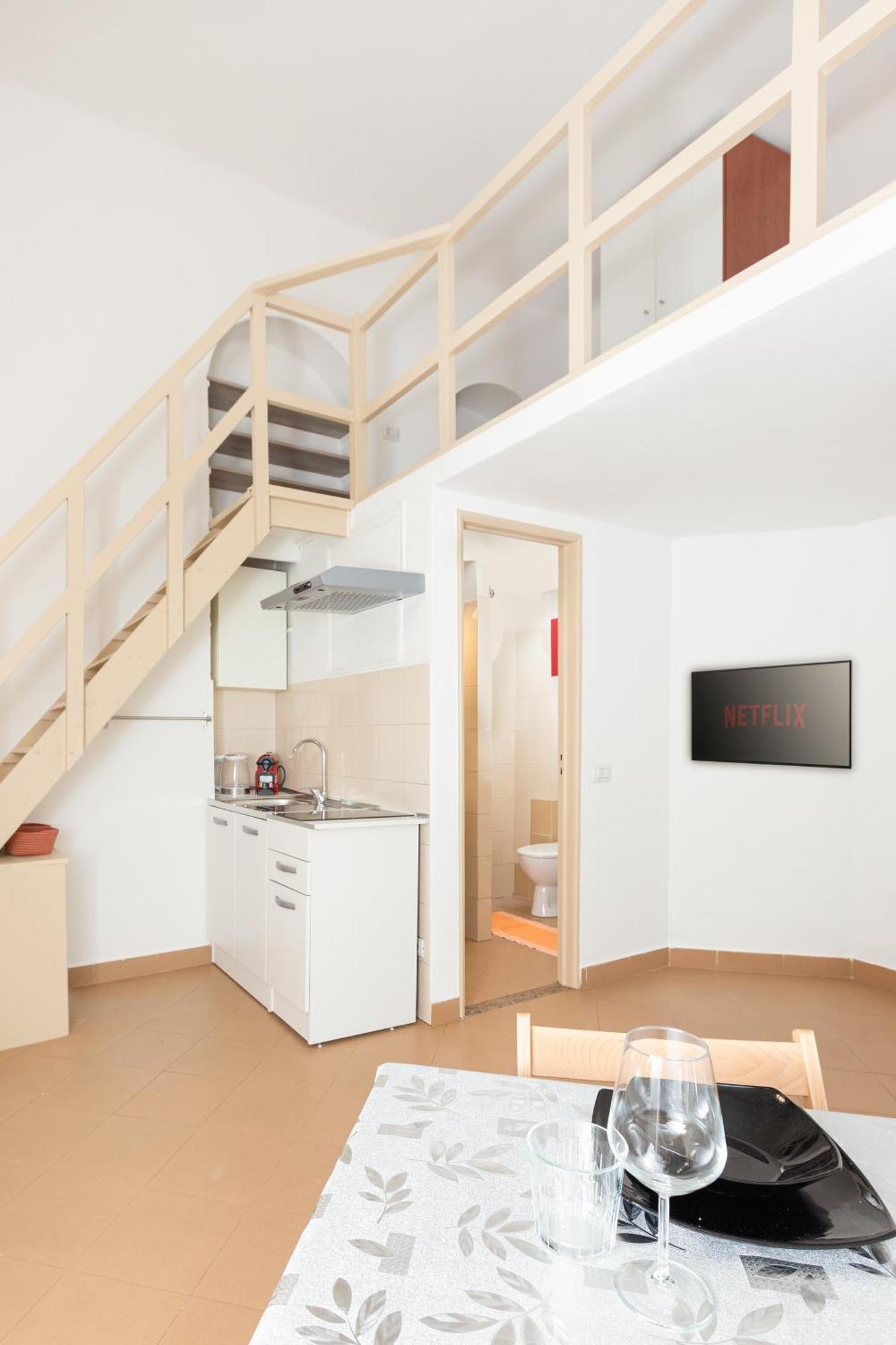 Cream Little Apartment - M1 - City Center ميلان المظهر الخارجي الصورة